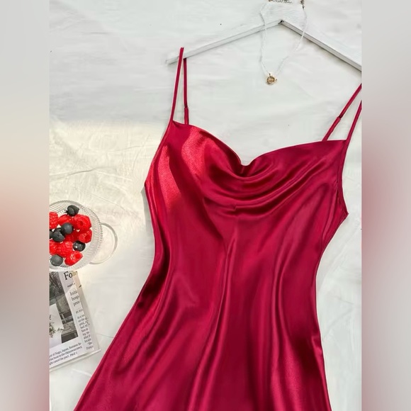 Sliky Solid Night Dress Vocation Spaghetti Strap Sleep Dress Women's Sleepwear - Picture 5 of 5